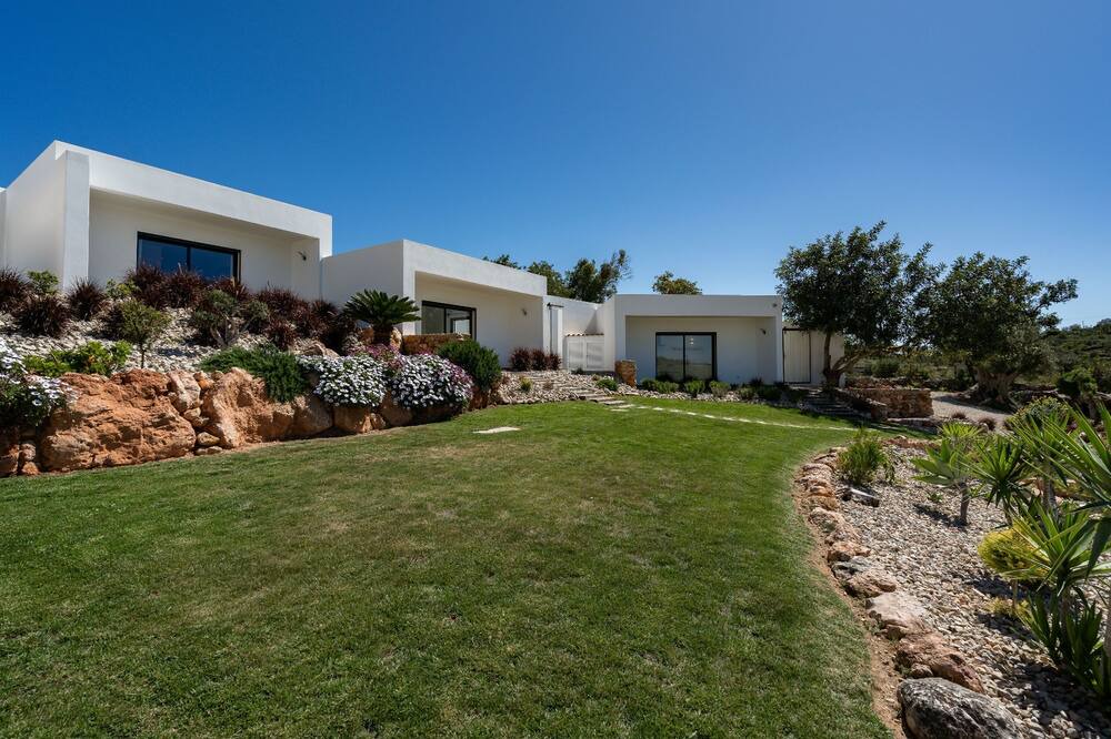 Photo of Outdoor in Alfeicao