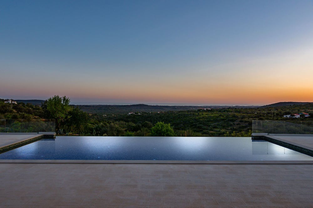 Photo of Outdoor in Alfeicao