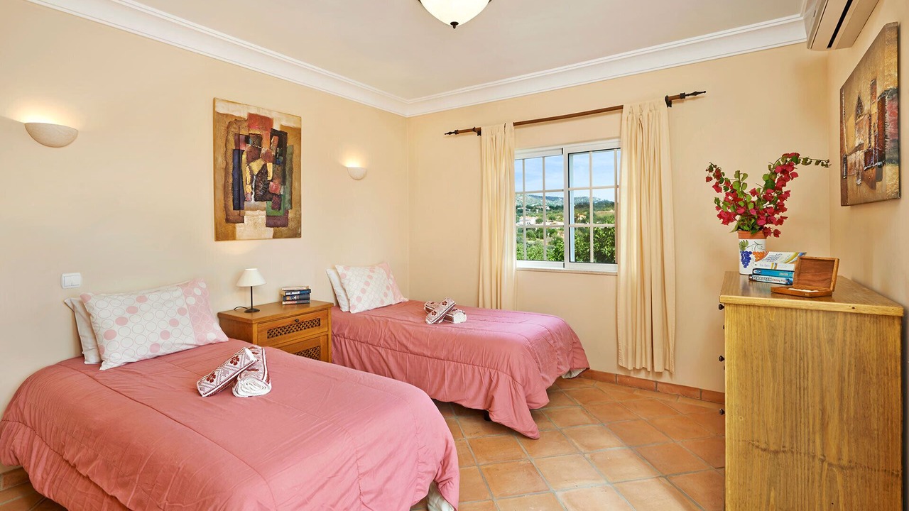 Photo of Bedroom in Ariolos