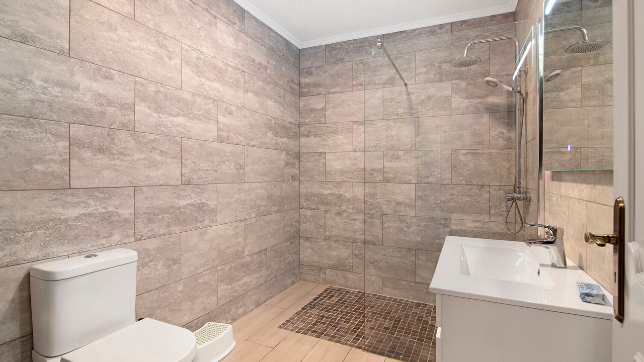 Photo of Bathroom in Messines de Baixo