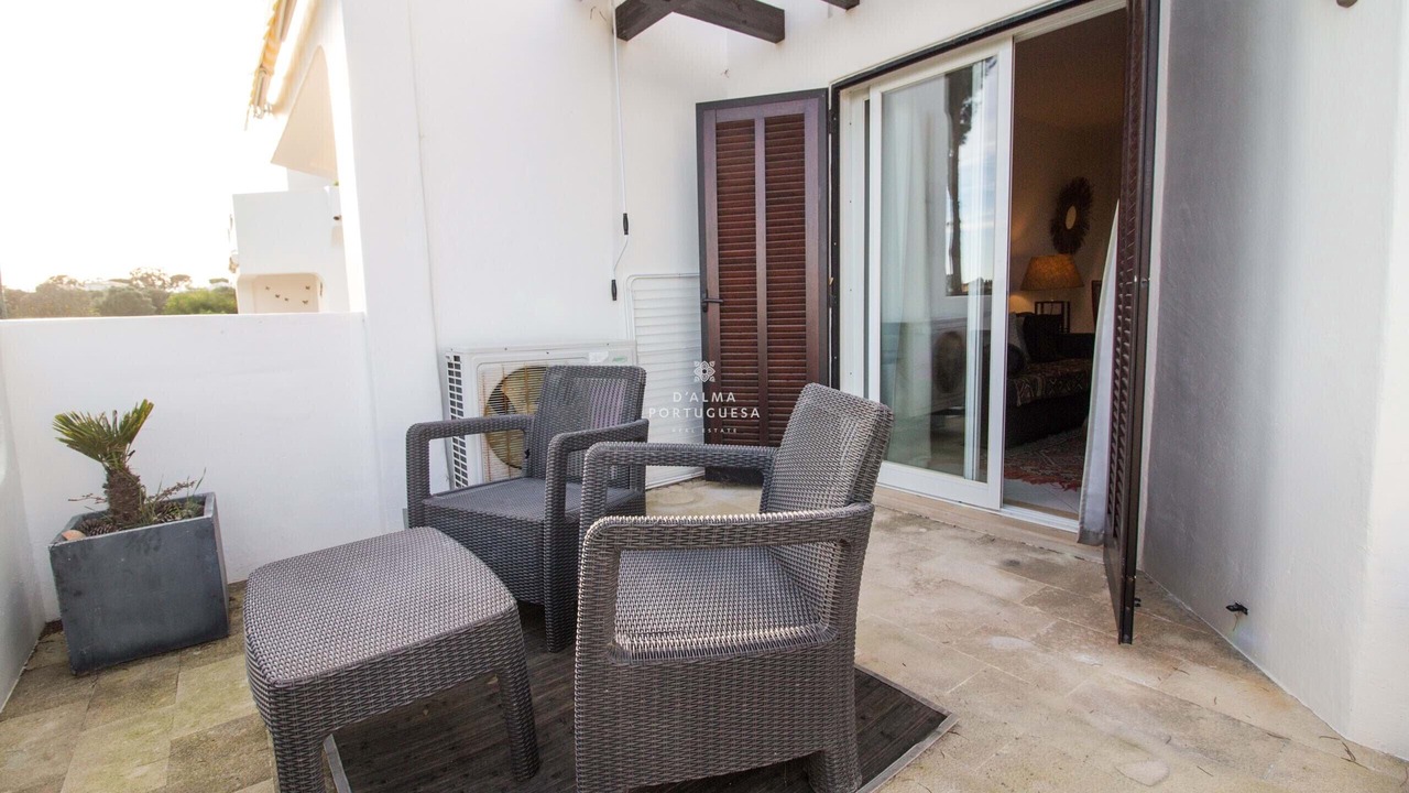 Photo of Patio Balcony in Vale Navio