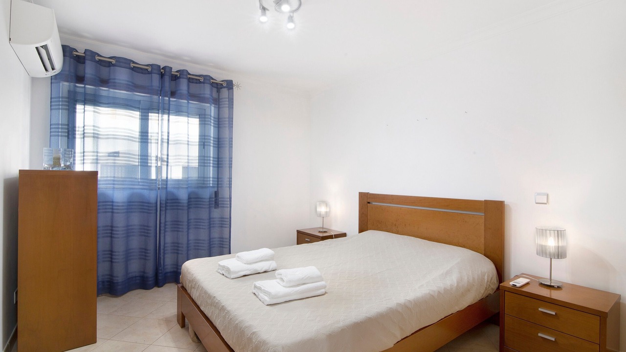 Photo of Bedroom in Vila Real Santo Antonio