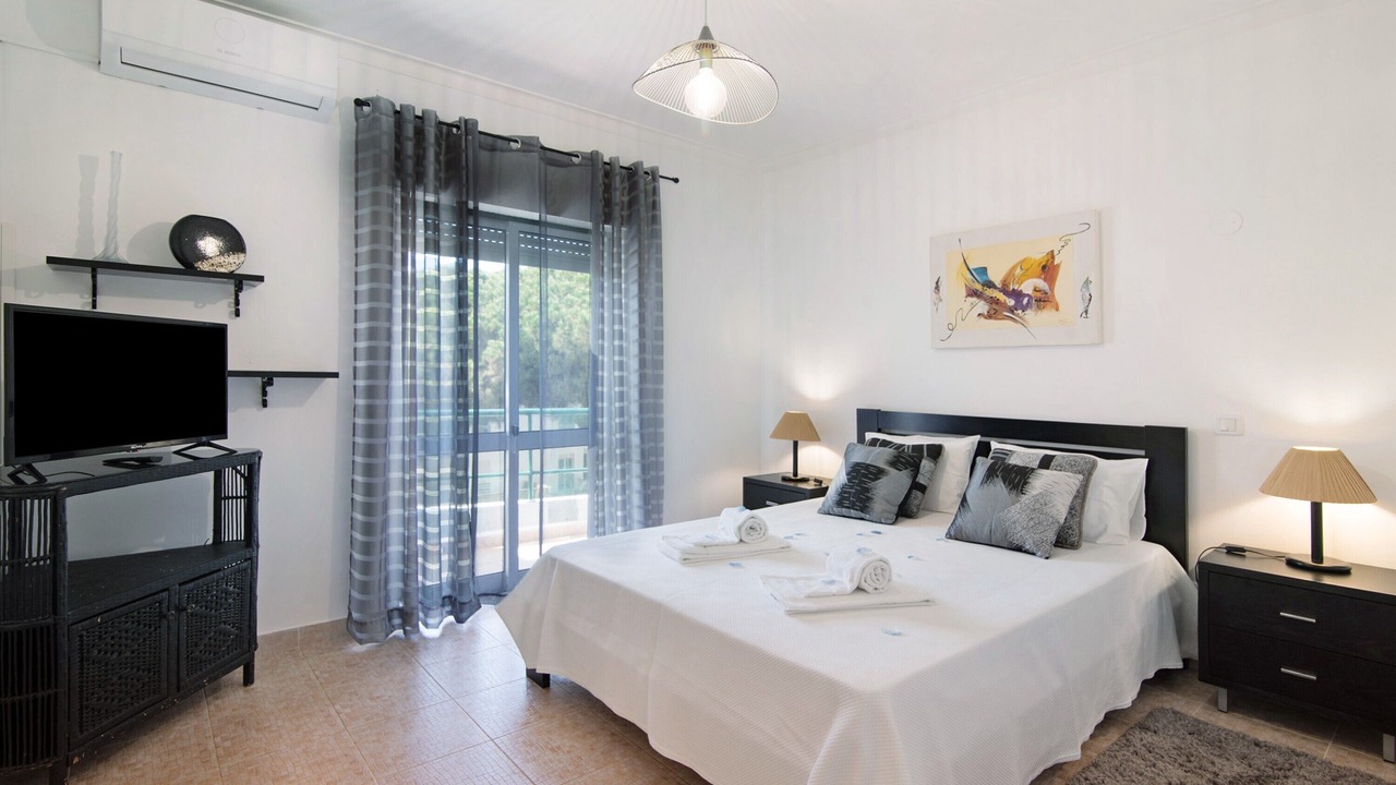 Photo of Bedroom in Aldeia das Acoteias