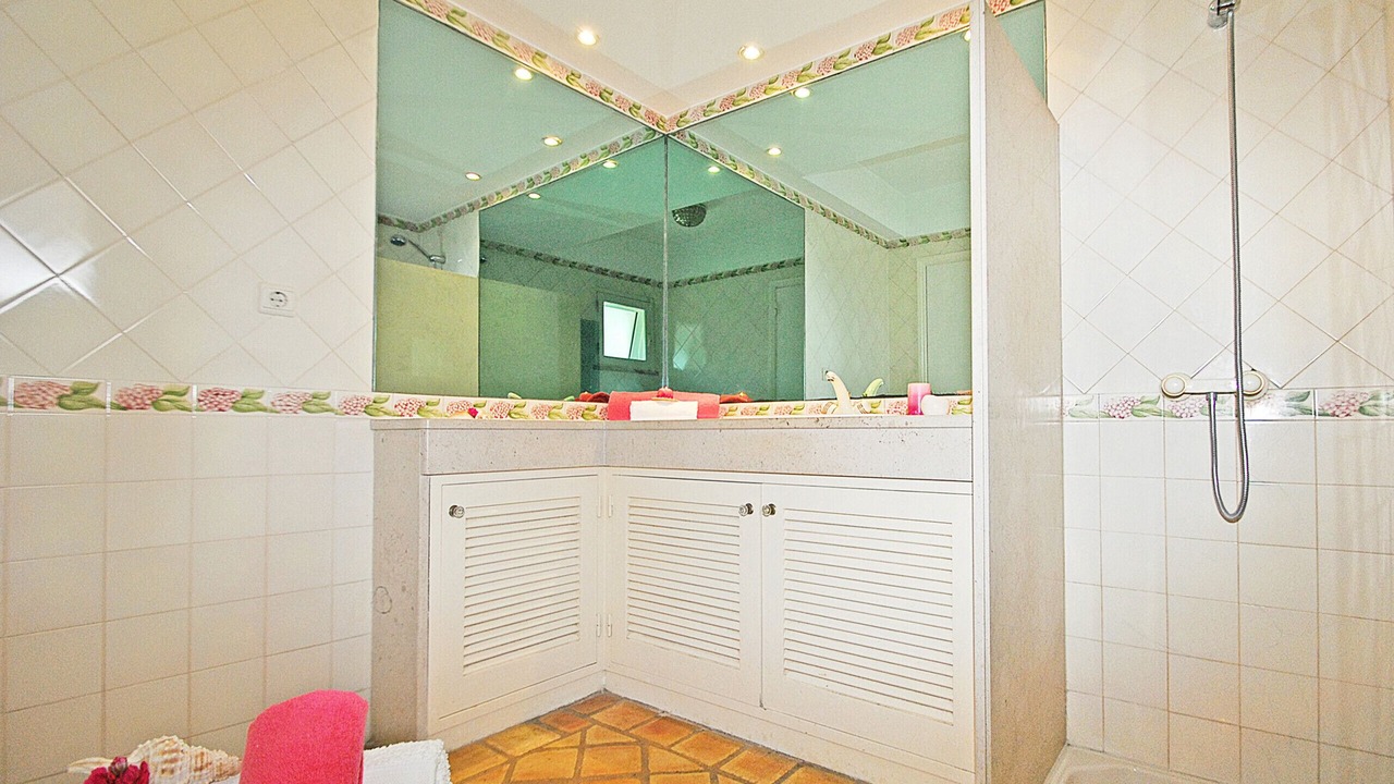 Photo of Bathroom in Montechoro