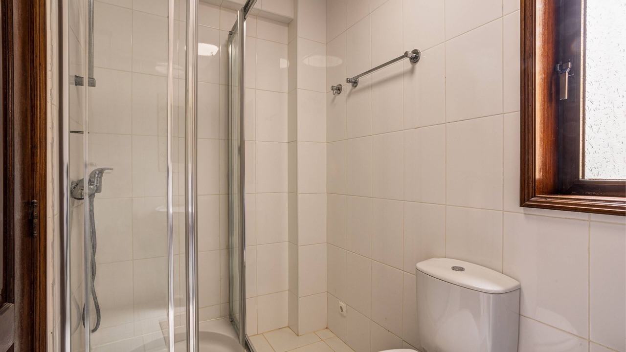 Photo of Bathroom in Quarteira