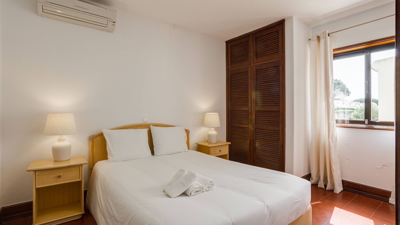 Photo of Bedroom in Quarteira