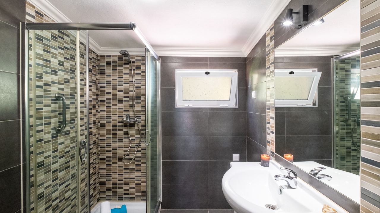 Photo of Bathroom in Montechoro