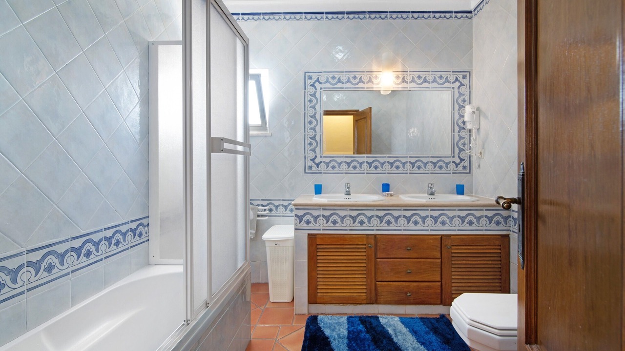 Photo of Bathroom in Urbanizacao dos Calicos