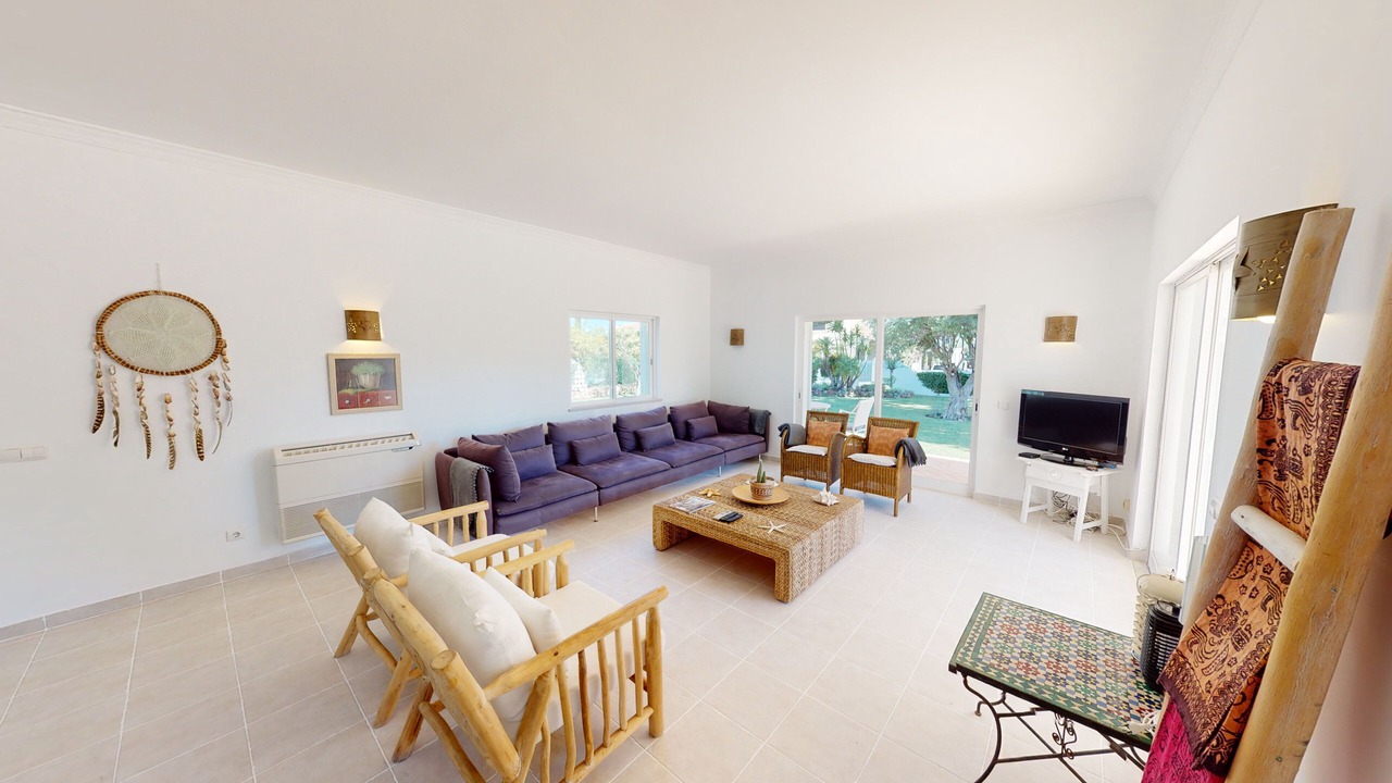 Photo of Livingroom in Quarteira