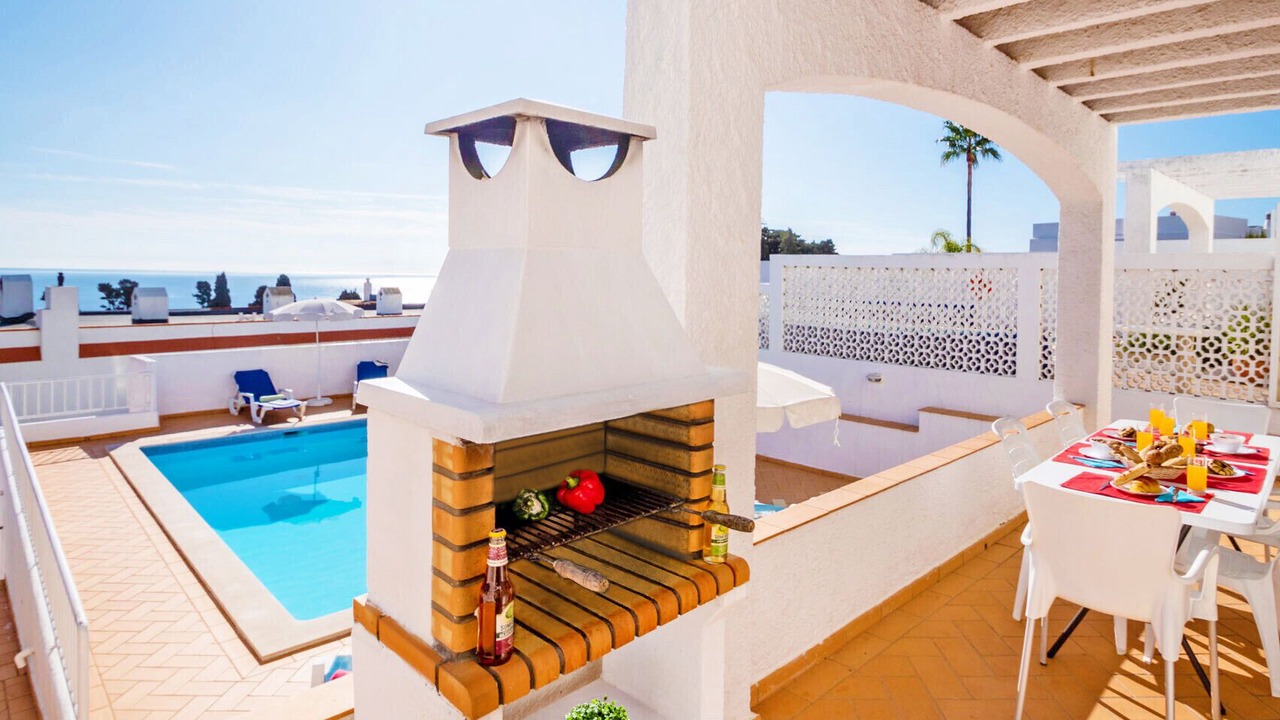 Photo of Outdoor in Calicos