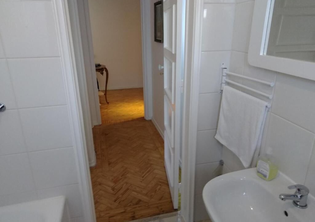 Photo of Bathroom in Alto do Pina