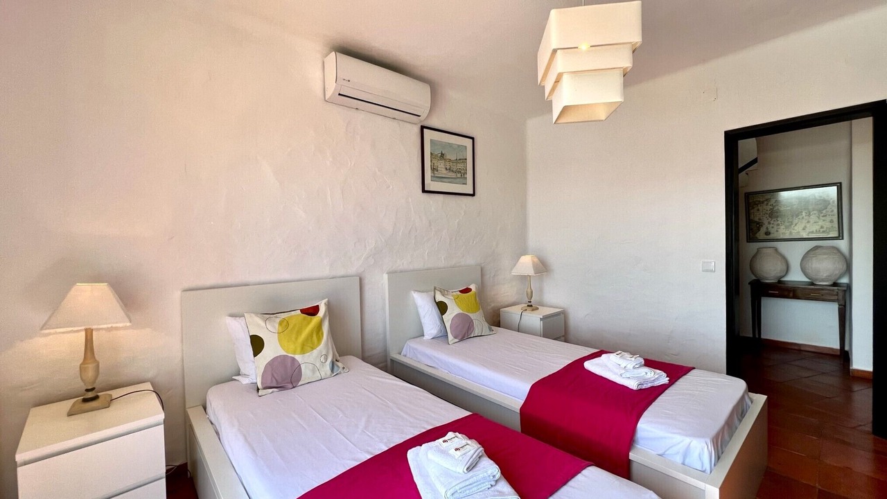 Photo of Bedroom in Alcalar