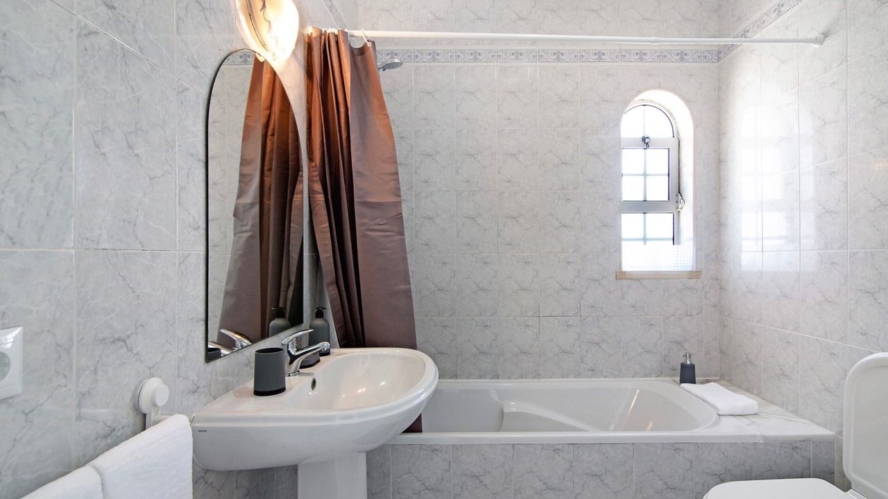 Photo of Bathroom in Gale