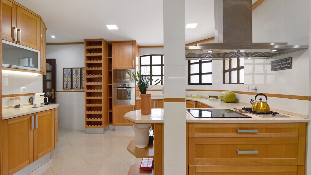 Photo of Kitchen in Quarteira