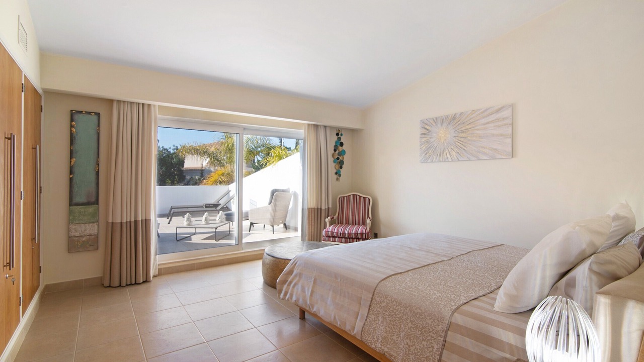 Photo of Bedroom in Vale do Lobo