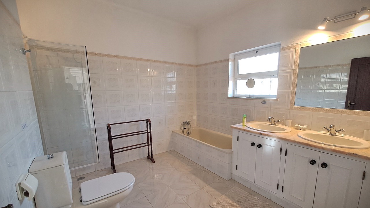 Photo of Bathroom in Silves