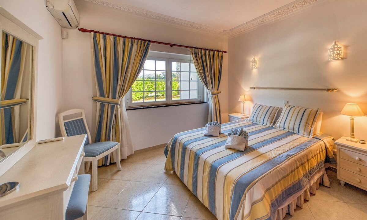 Photo of Bedroom in Caramujeira