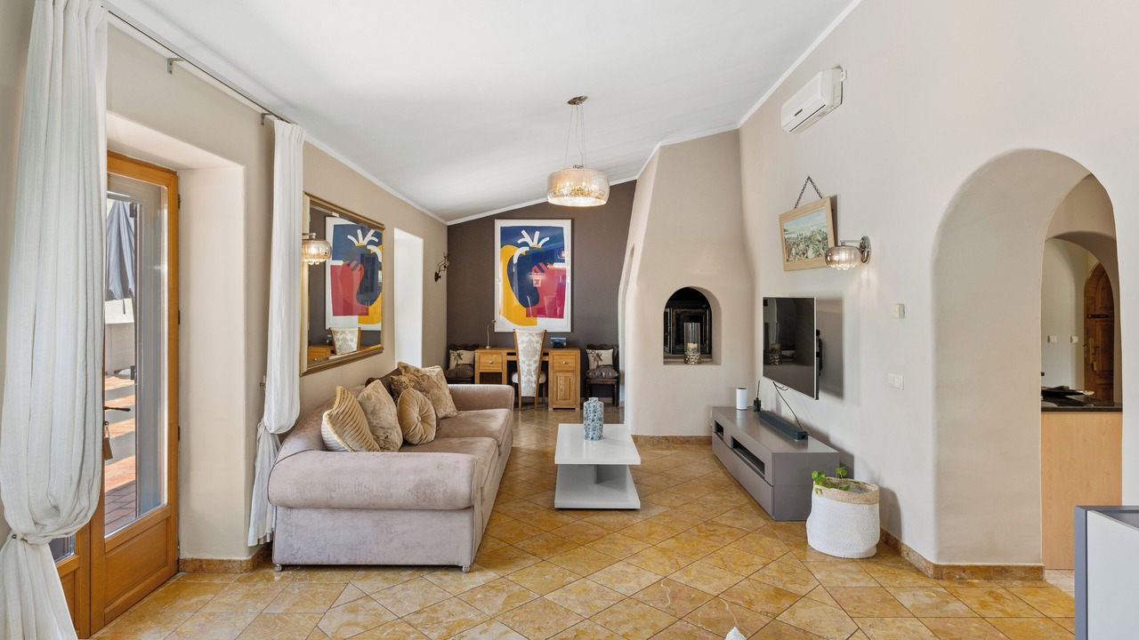 Photo of Livingroom in Almancil