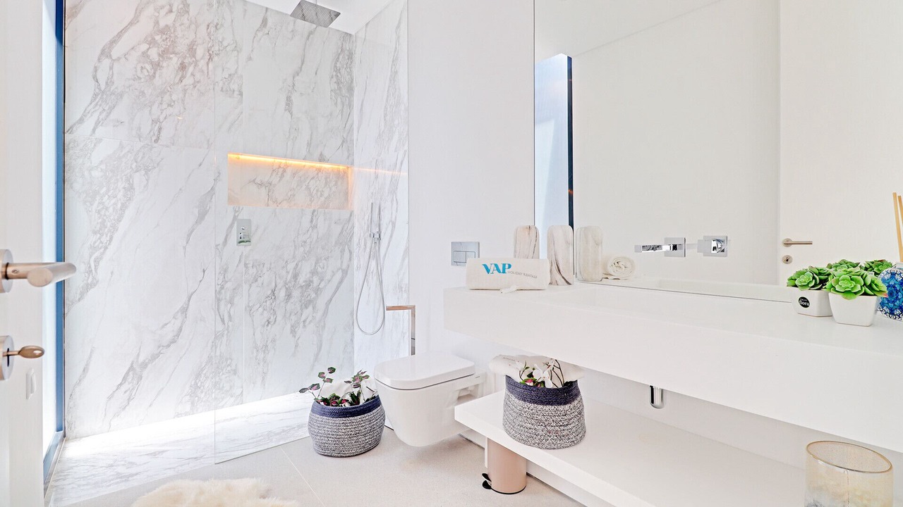 Photo of Bathroom in Quarteira
