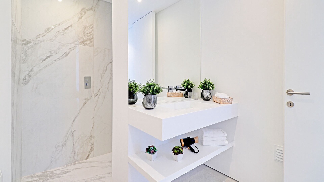 Photo of Bathroom in Quarteira