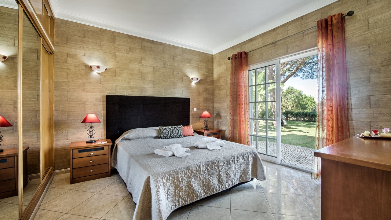 Photo of Bedroom in Silves