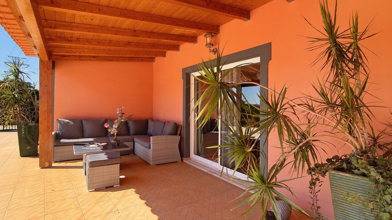 Photo of Patio Balcony in Tunes