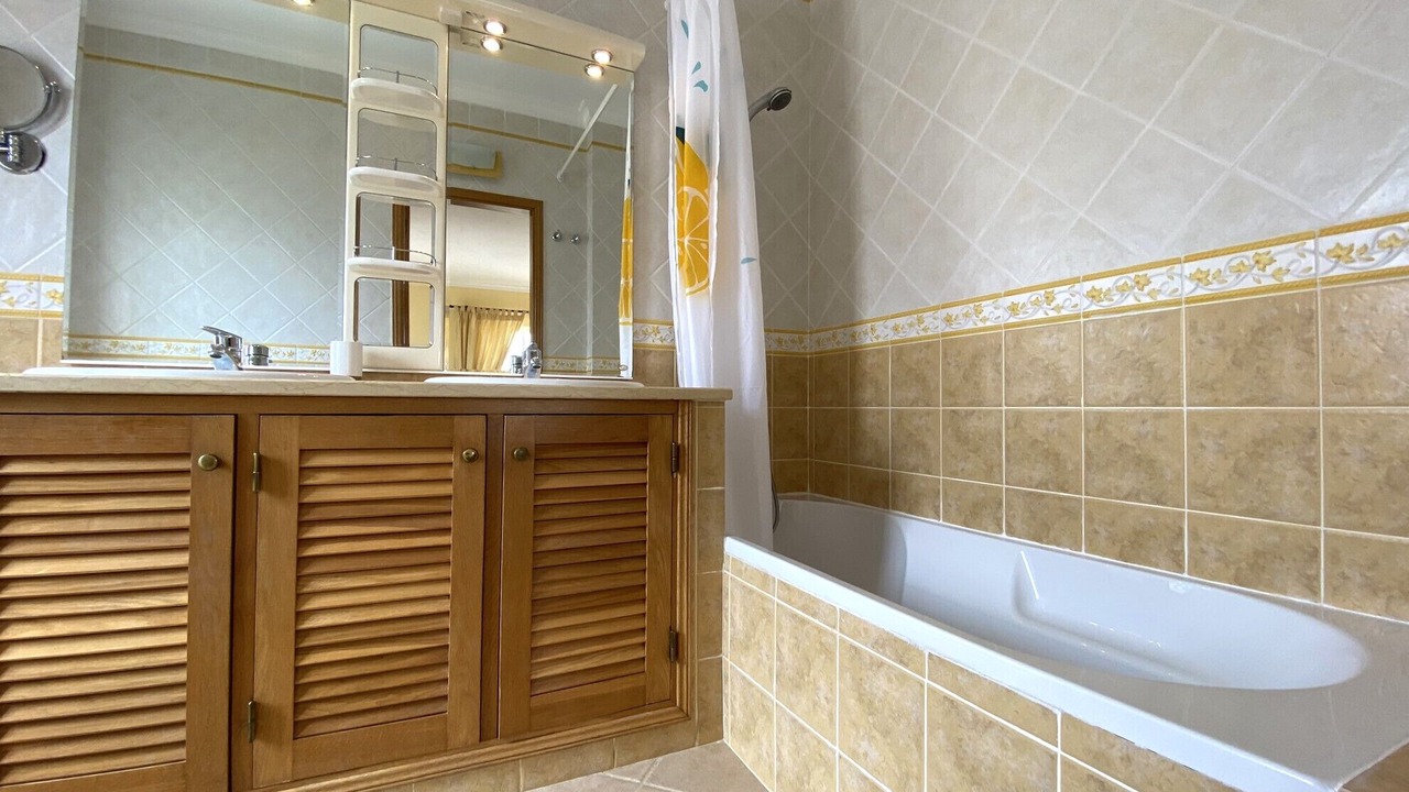 Photo of Bathroom in Pera