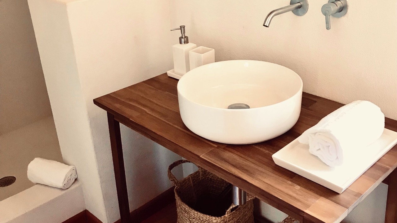 Photo of Bathroom in Meia Praia