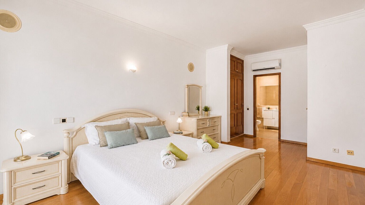 Photo of Bedroom in Montechoro