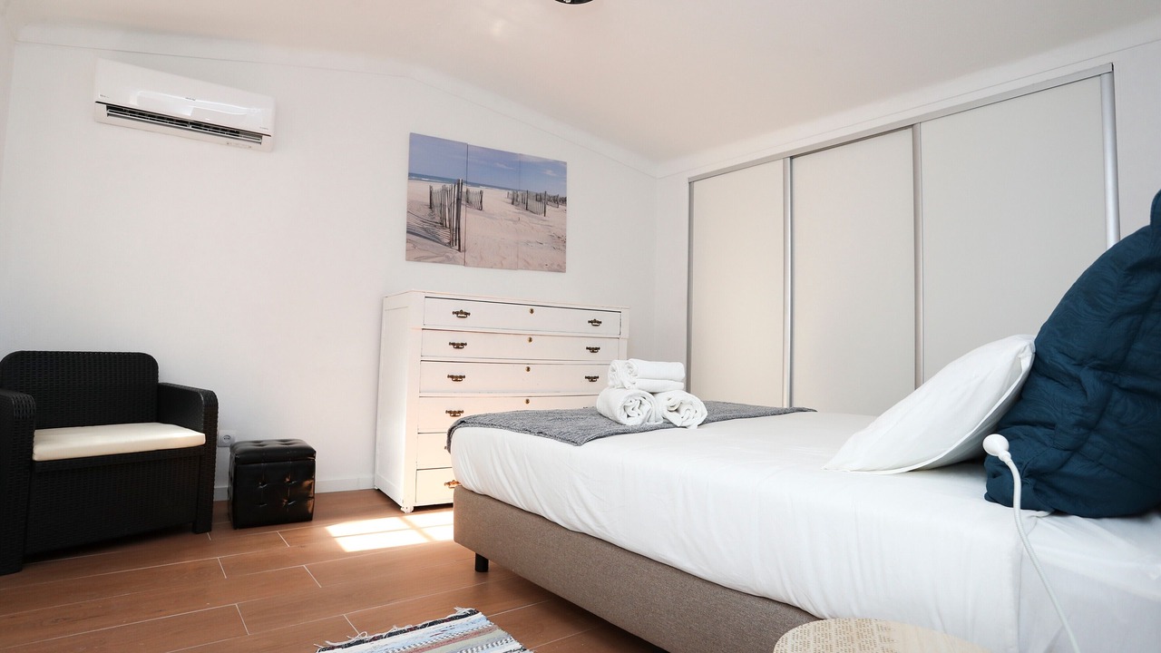 Photo of Bedroom in Setubal