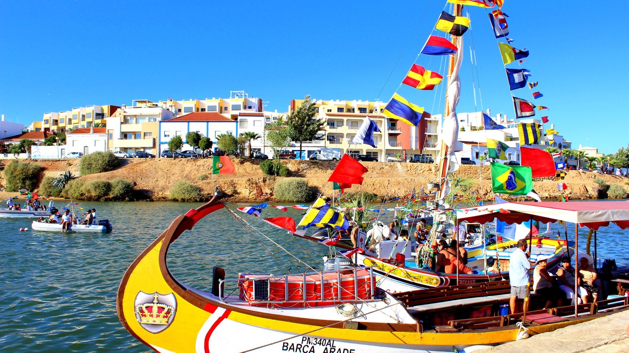 Photo of Others in Ferragudo