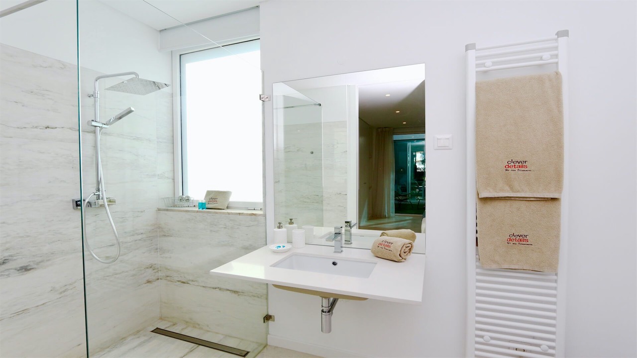 Photo of Bathroom in Quarteira