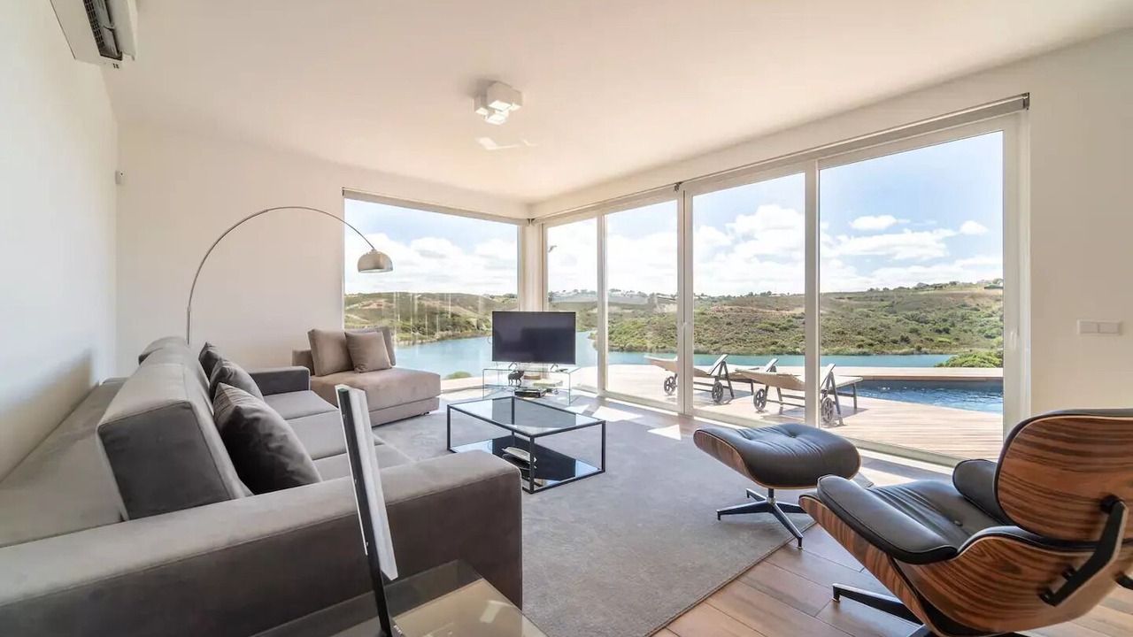 Photo of Livingroom in Aljezur