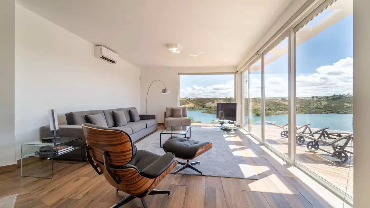 Photo of Livingroom in Aljezur