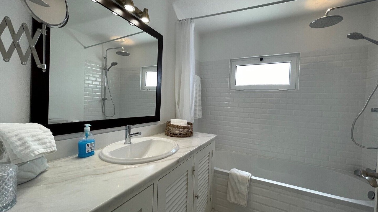 Photo of Bathroom in Vale de Covo