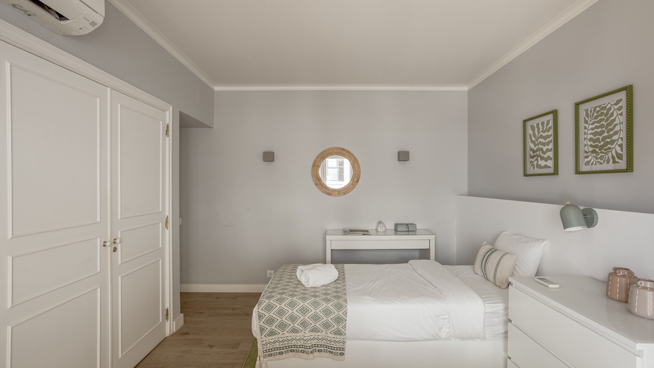 Photo of Bedroom in Cascais