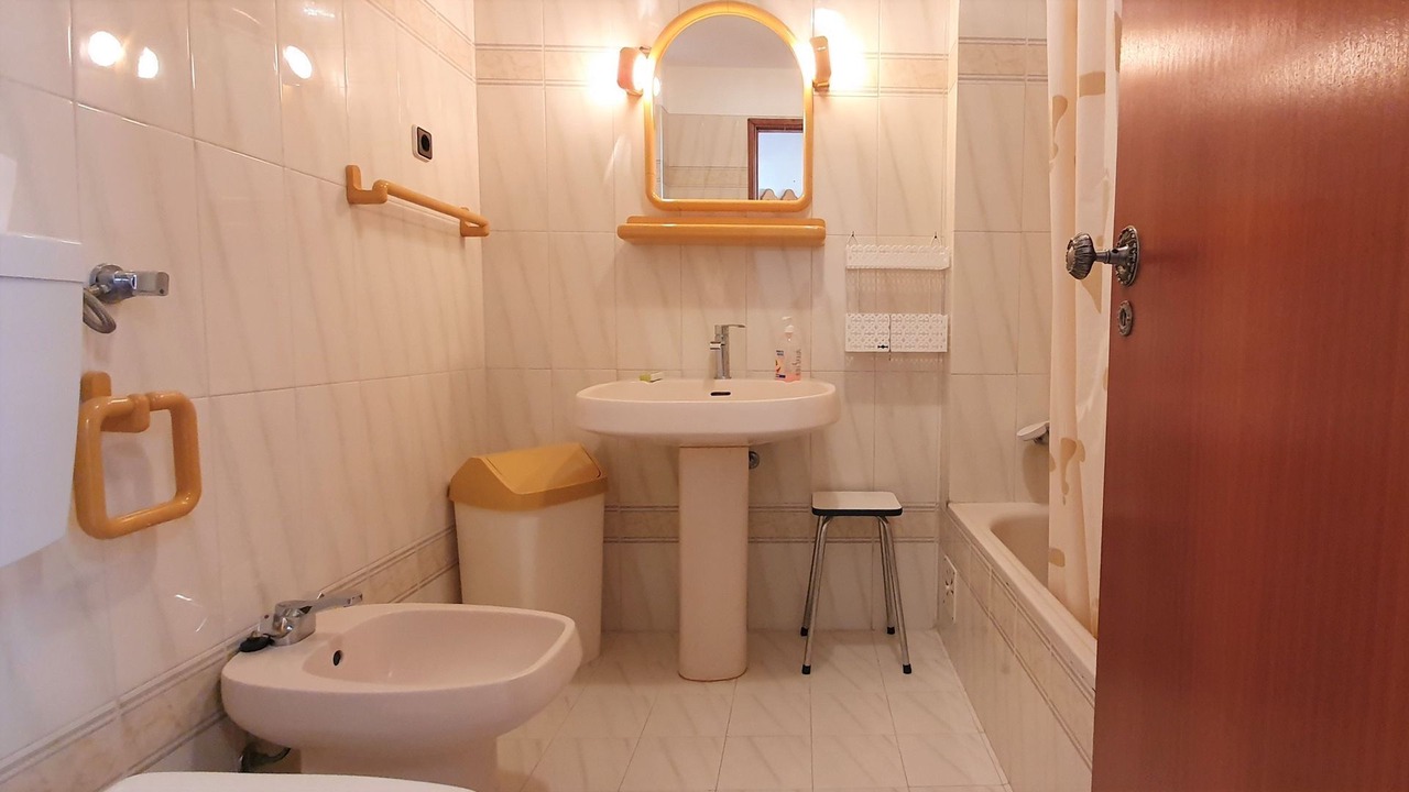 Photo of Bathroom in Alporchinhos