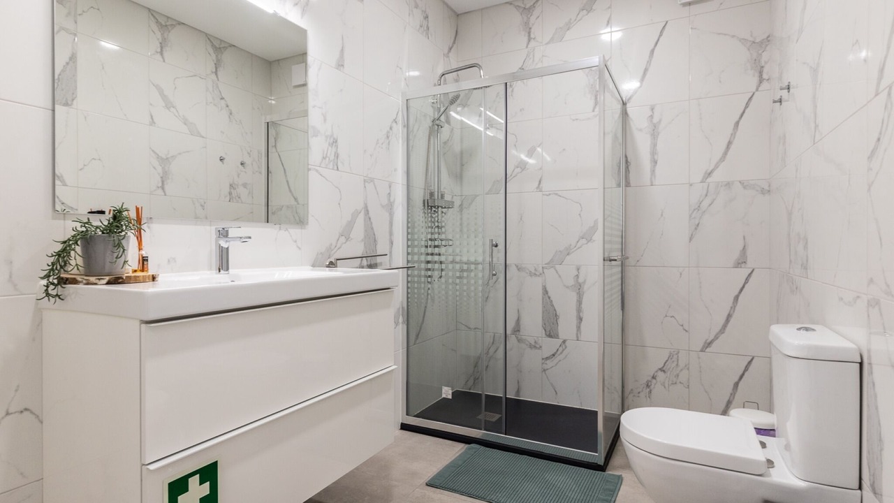 Photo of Bathroom in Faro City Centre