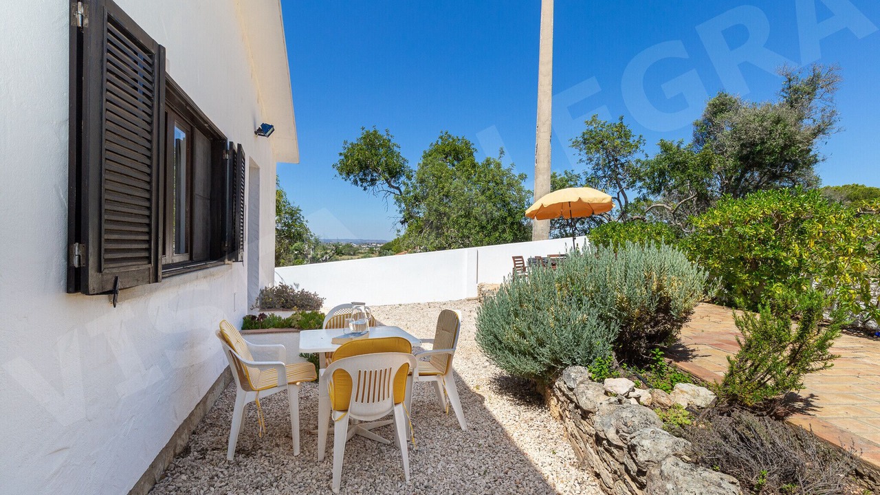 Photo of Outdoor in Estombar