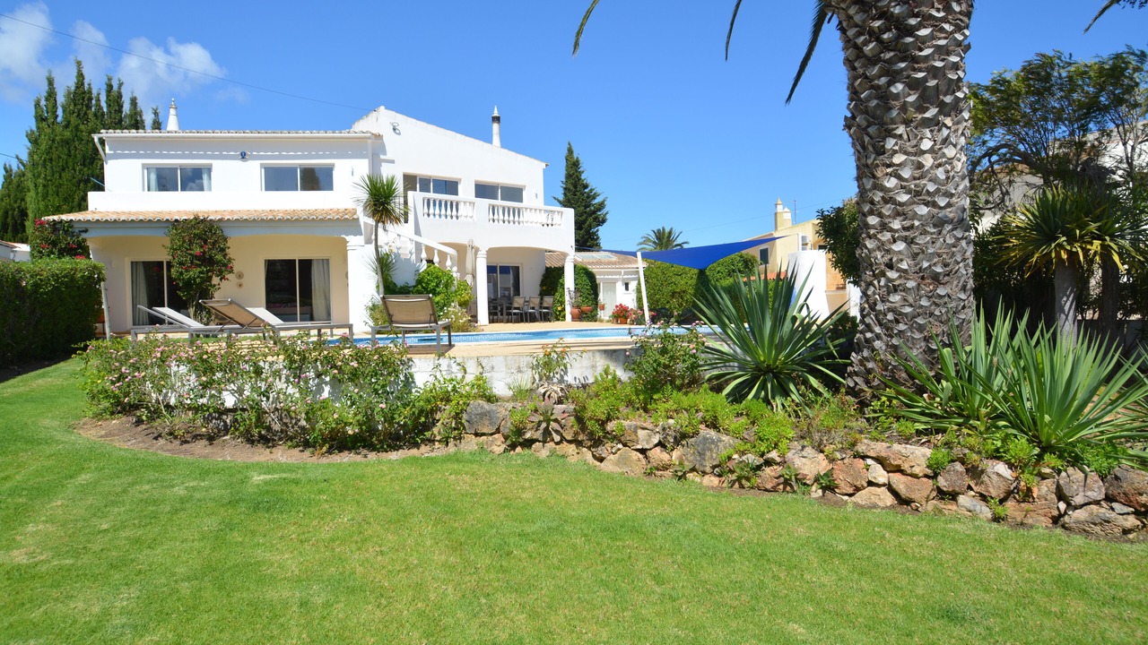 Photo of Outdoor in Luz