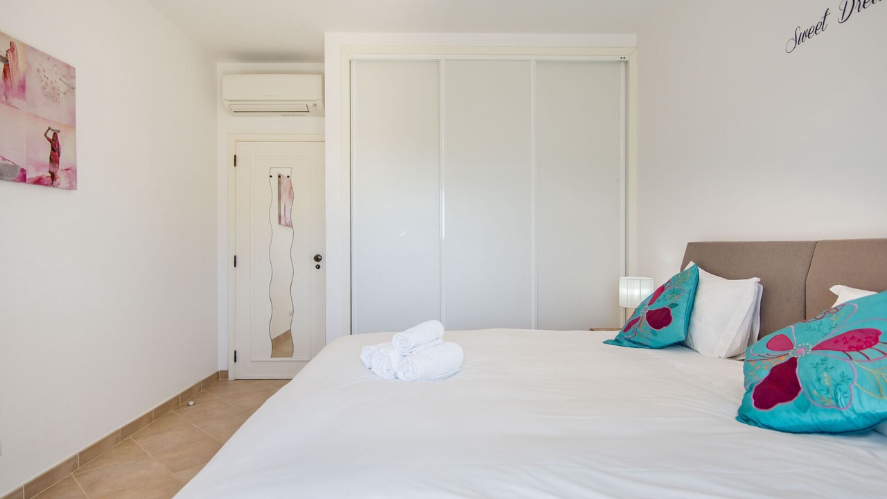 Photo of Bedroom in Alpouvar