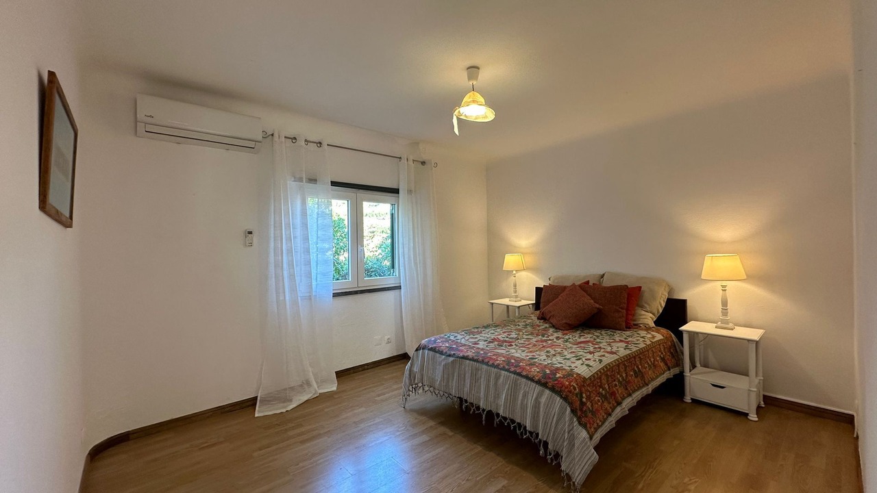 Photo of Bedroom in Malveira da Serra
