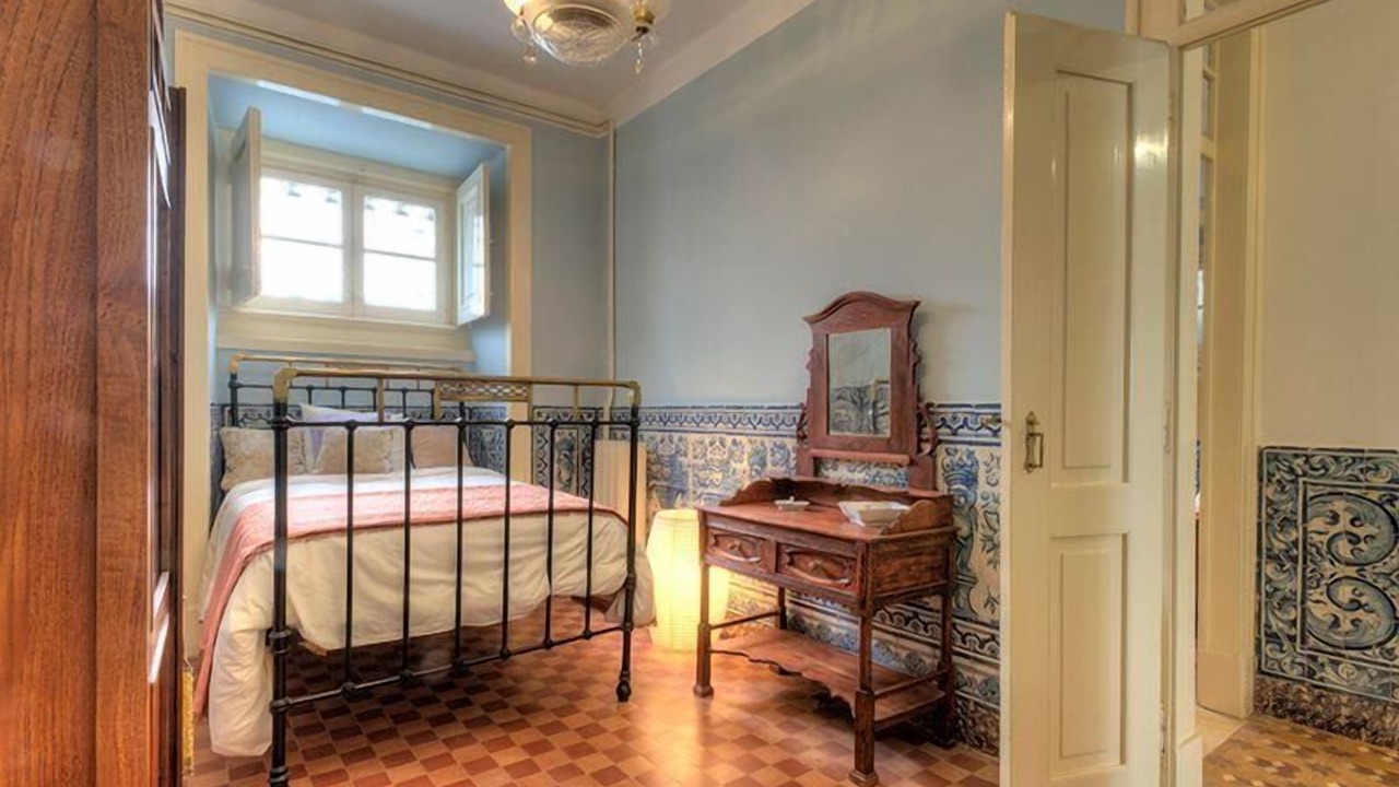 Photo of Bedroom in Lisbon Old Town