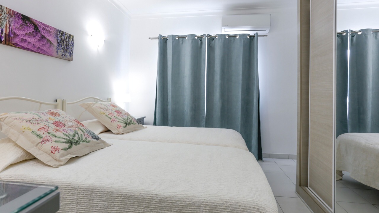 Photo of Bedroom in Portimao