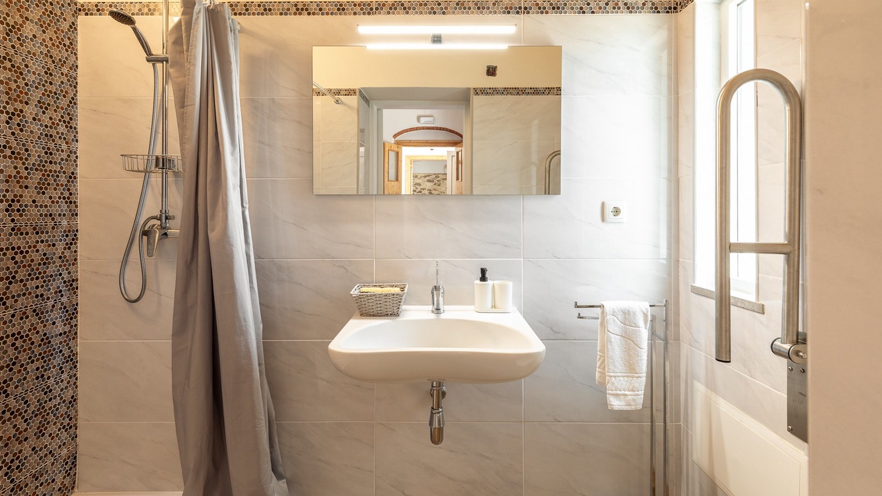 Photo of Bathroom in Alfontes