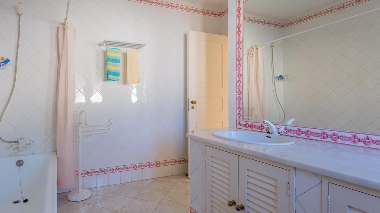 Photo of Bathroom in Sao Clemente