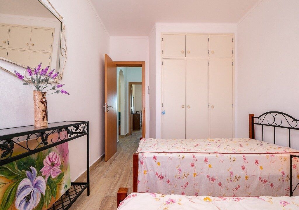 Photo of Bedroom in Alporchinhos
