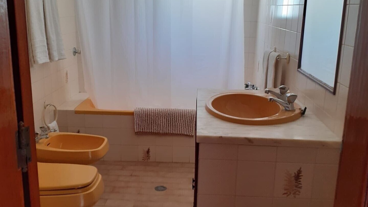 Photo of Bathroom in Quarteira