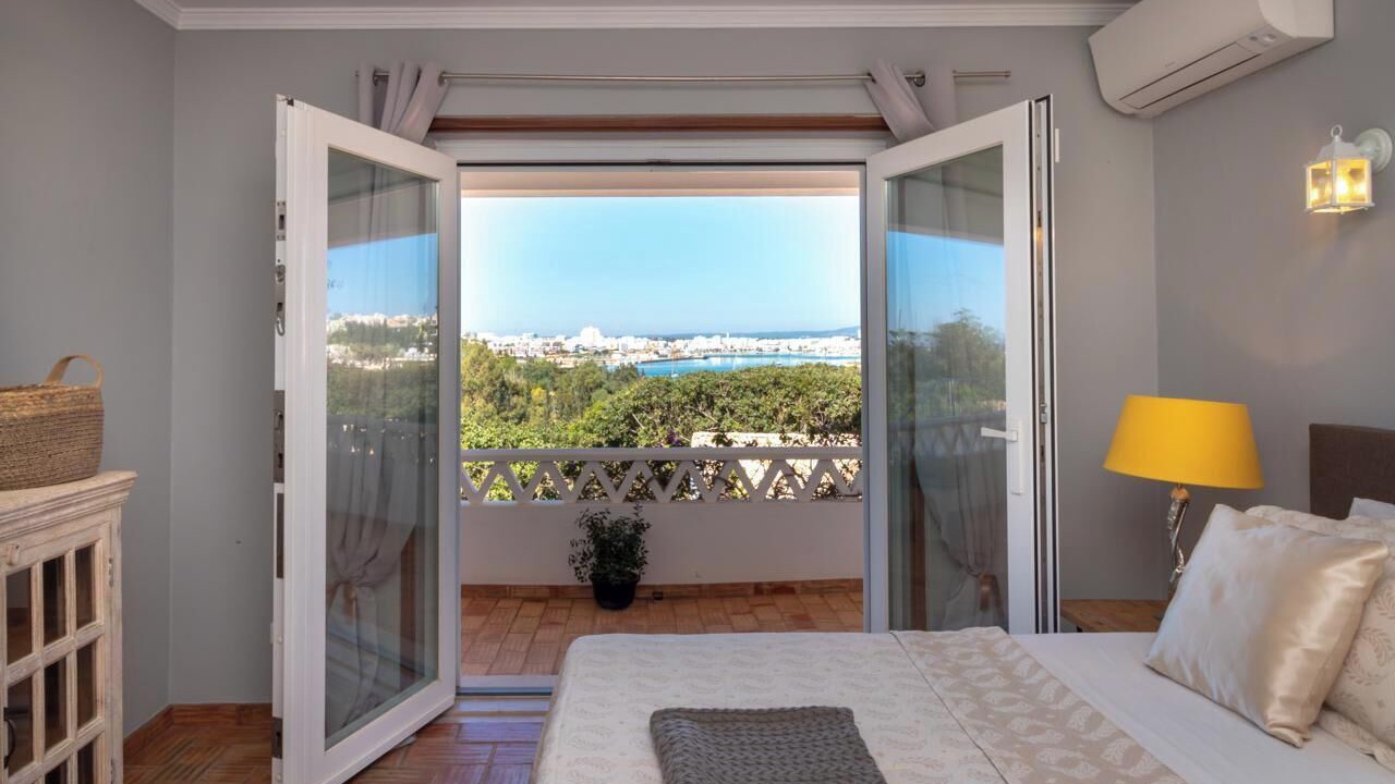 Photo of Bedroom in Ferragudo