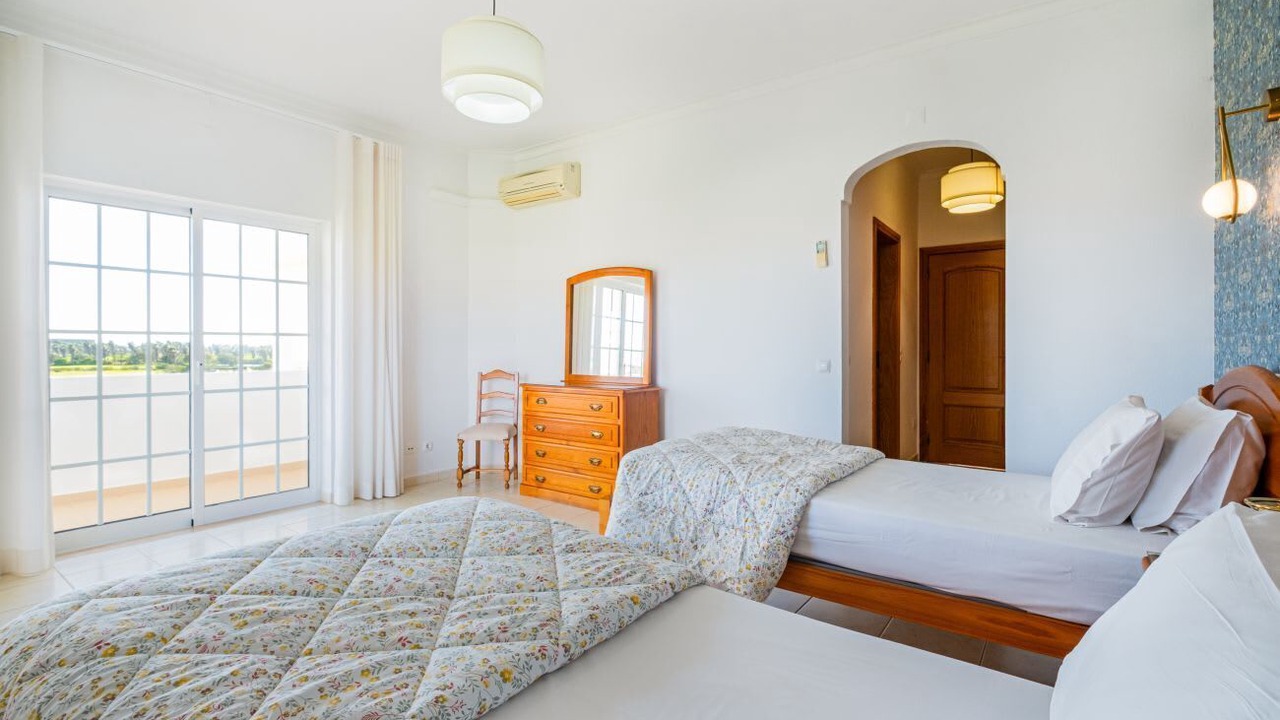Photo of Bedroom in Salgados